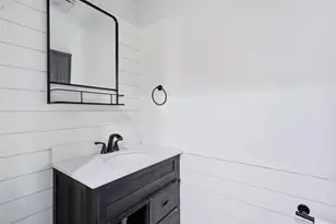 1070 S Reno Rd, Reno, TX 76082 - Photo 13