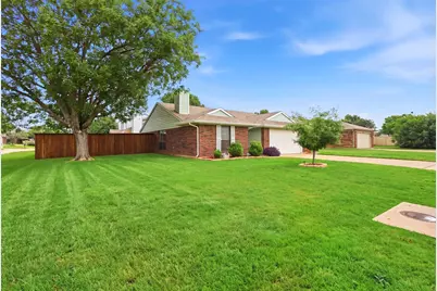 3612 Glenview Drive, Corinth, TX 76210 - Photo 5