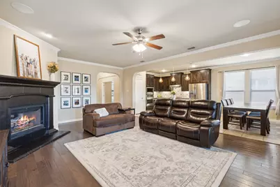 7532 Balaton Court, Grand Prairie, TX 75054 - Photo 7