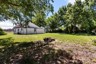 305 Santa Fe St, Joshua, TX 76058 - Photo 17