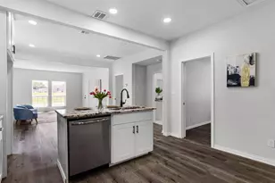 305 Santa Fe St, Joshua, TX 76058 - Photo 5