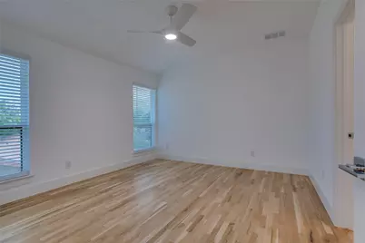 2313 S Vernon Avenue, Dallas, TX 75224 - Photo 17