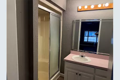 2111 SE 19th Street, Mineral Wells, TX 76067 - Photo 7