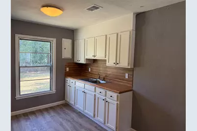 2111 SE 19th Street, Mineral Wells, TX 76067 - Photo 5