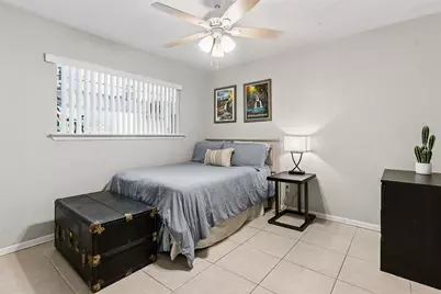 909 Sandalwood Avenue, Richardson, TX 75080 - Photo 17