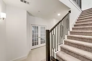 104 Harwood Dr, Lewisville, TX 75067 - Photo 5