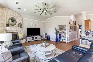 12712 Outlook Ave, Fort Worth, TX 76244 - Photo 9