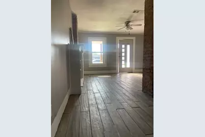 402 Graham Avenue, Dallas, TX 75223 - Photo 3