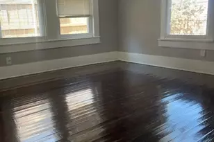 402 Graham Ave, Dallas, TX 75223 - Photo 9