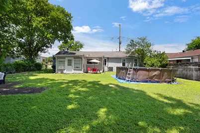 516 E Wintergreen Road, DeSoto, TX 75115 - Photo 21