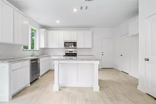 321 Oakbend Dr, Lewisville, TX 75067 - Photo 11