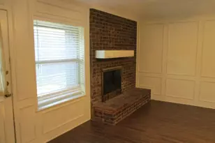912 Shell Ct, Bedford, TX 76022 - Photo 3
