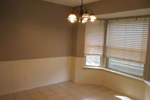 912 Shell Ct, Bedford, TX 76022 - Photo 5