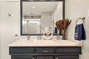 6347 Chesley Ln, Dallas, TX 75214 - Photo 17