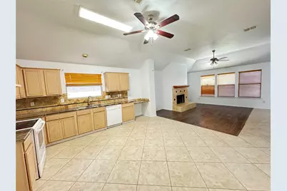 5424 Caribou Ridge Drive, Watauga, TX 76137 - Photo 9