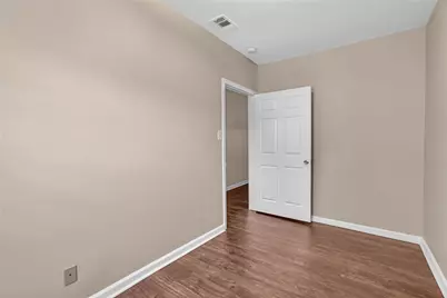 351 Pennsylvania Avenue, Fort Worth, TX 76104 - Photo 17