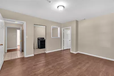 351 Pennsylvania Avenue, Fort Worth, TX 76104 - Photo 7