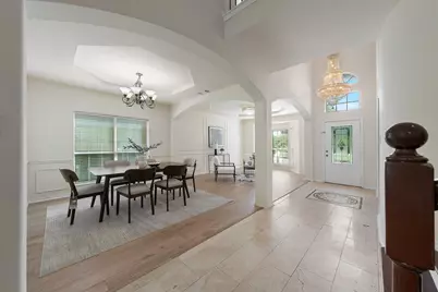 5207 W Cove Way, Grand Prairie, TX 75052 - Photo 11