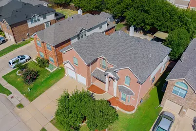 5207 W Cove Way, Grand Prairie, TX 75052 - Photo 3