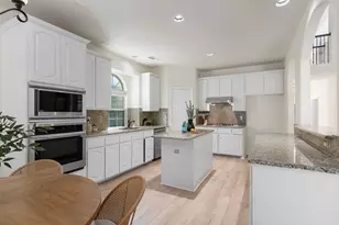 5207 W Cove Way, Grand Prairie, TX 75052 - Photo 15
