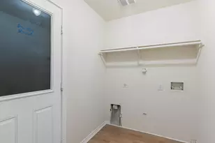 5207 W Cove Way, Grand Prairie, TX 75052 - Photo 23