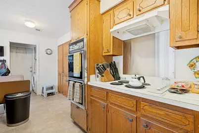 6700 Sayle Street, Greenville, TX 75402 - Photo 11