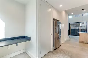 4715 Live Oak St, Dallas, TX 75204 - Photo 3