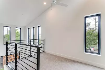 4715 Live Oak Street #113, Dallas, TX 75204 - Photo 9