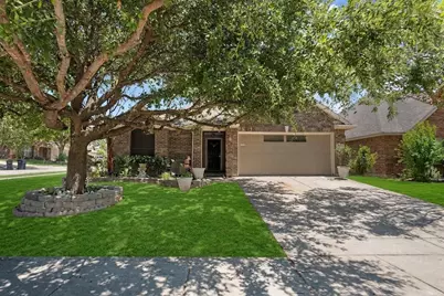 10032 Chrysalis Drive, Fort Worth, TX 76131 - Photo 1