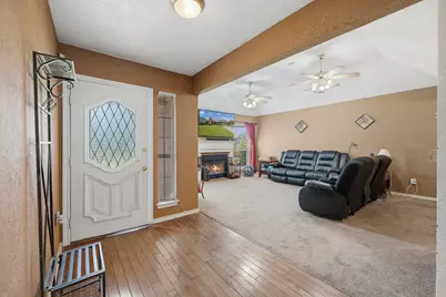 6705 Fair Oaks Drive, North Richland Hills, TX 76182 - Photo 5
