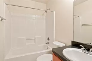 817 Jamie Dr, Grand Prairie, TX 75052 - Photo 15