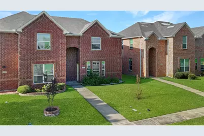 817 Jamie Drive, Grand Prairie, TX 75052 - Photo 3