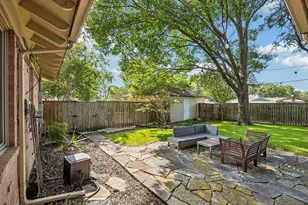 809 Brookhurst Dr, Dallas, TX 75218 - Photo 27