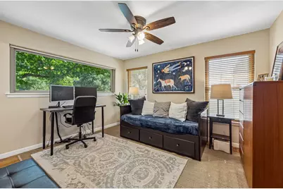 809 Brookhurst Drive, Dallas, TX 75218 - Photo 17