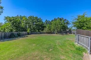 5504 Glenlivet Pl, Greenville, TX 75402 - Photo 9