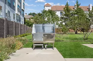 13900 Noel Rd, Dallas, TX 75240 - Photo 33