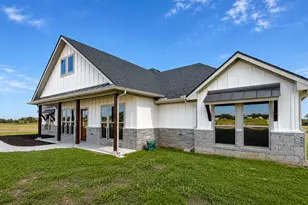 1013 Abbie Ruth Ct, Springtown, TX 76082 - Photo 3