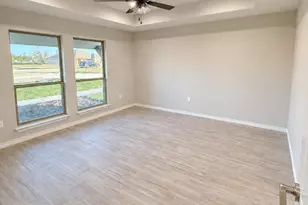 1013 Abbie Ruth Ct, Springtown, TX 76082 - Photo 13