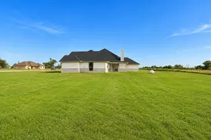 1013 Abbie Ruth Ct, Springtown, TX 76082 - Photo 29