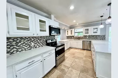 830 Blackburn Street, Grand Prairie, TX 75050 - Photo 9