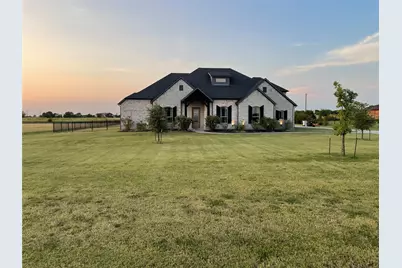 4223 Waterstone Estates Drive, McKinney, TX 75071 - Photo 3