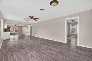 320 & 316 N 2nd St, Jacksboro, TX 76458 - Photo 5