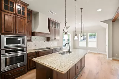 317 Landview Drive, Burleson, TX 76028 - Photo 7