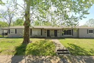 93 Twining Dr, Denison, TX 75020 - Photo 1