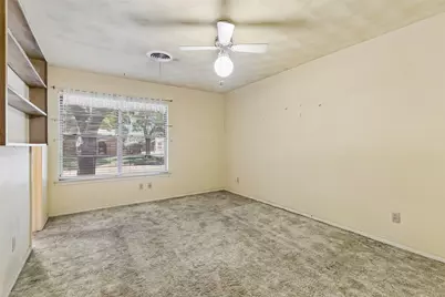10519 Estate Lane, Dallas, TX 75238 - Photo 19