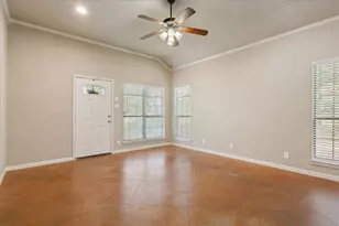 200 Garden Dr, Waco, TX 76706 - Photo 9