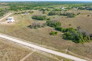 523 Ava Grace Ln, Dublin, TX 76446 - Photo 1