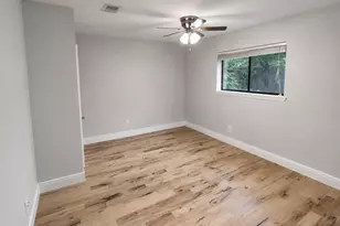 4601 Hazel St, Flower Mound, TX 75028 - Photo 9