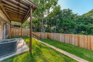 510 W 0Ak St, Weatherford, TX 76086 - Photo 27