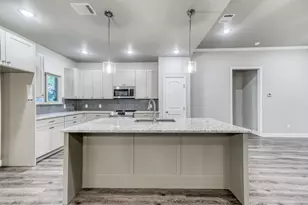 510 W 0Ak St, Weatherford, TX 76086 - Photo 15